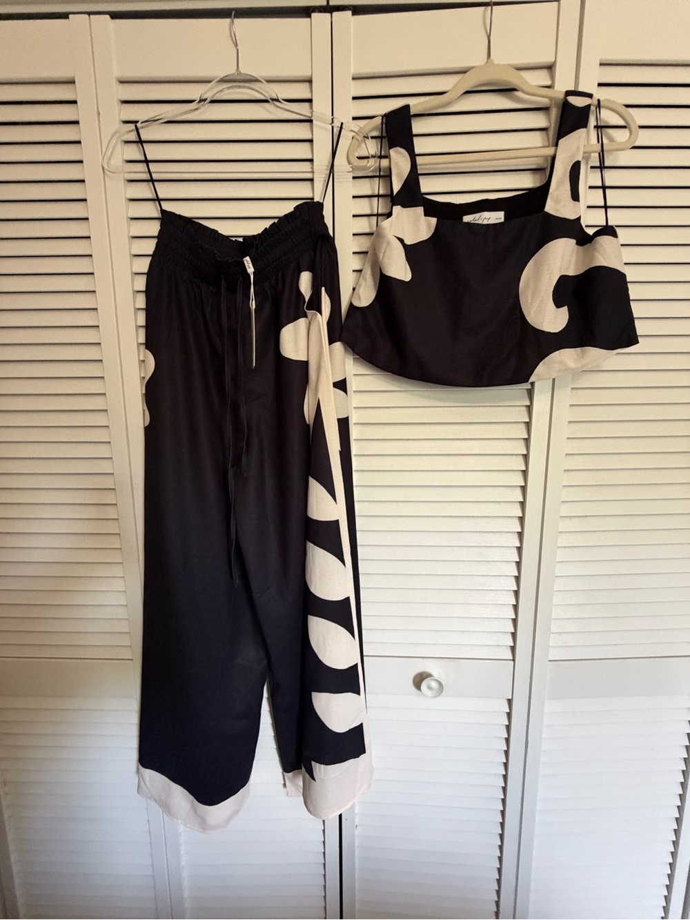 Petal & Pup Black and Cream Wide Leg Pants & Crop Top Set